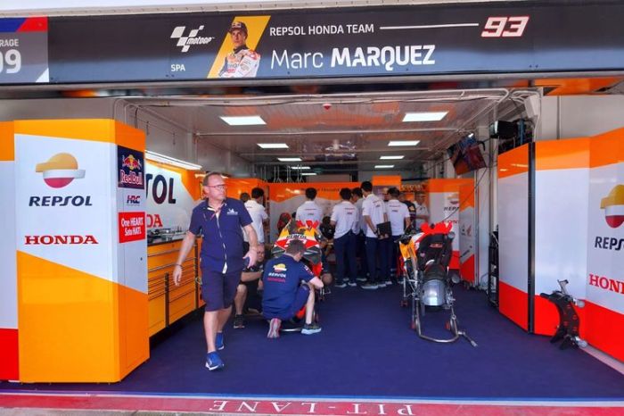 Paddock tour mandalika