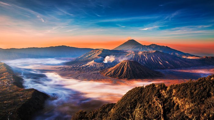 10 Tempat Wisata Alam di Indonesia yang Wajib Dikunjungi