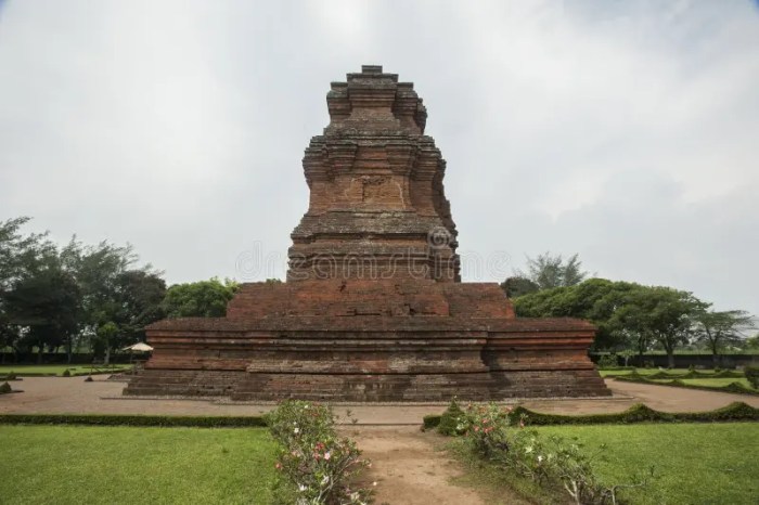 Candi sewu bercorak