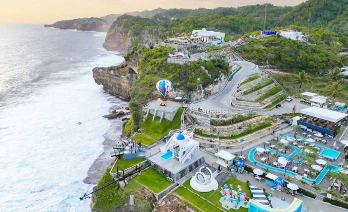 Rute HeHa Ocean View dari Stasiun Tugu